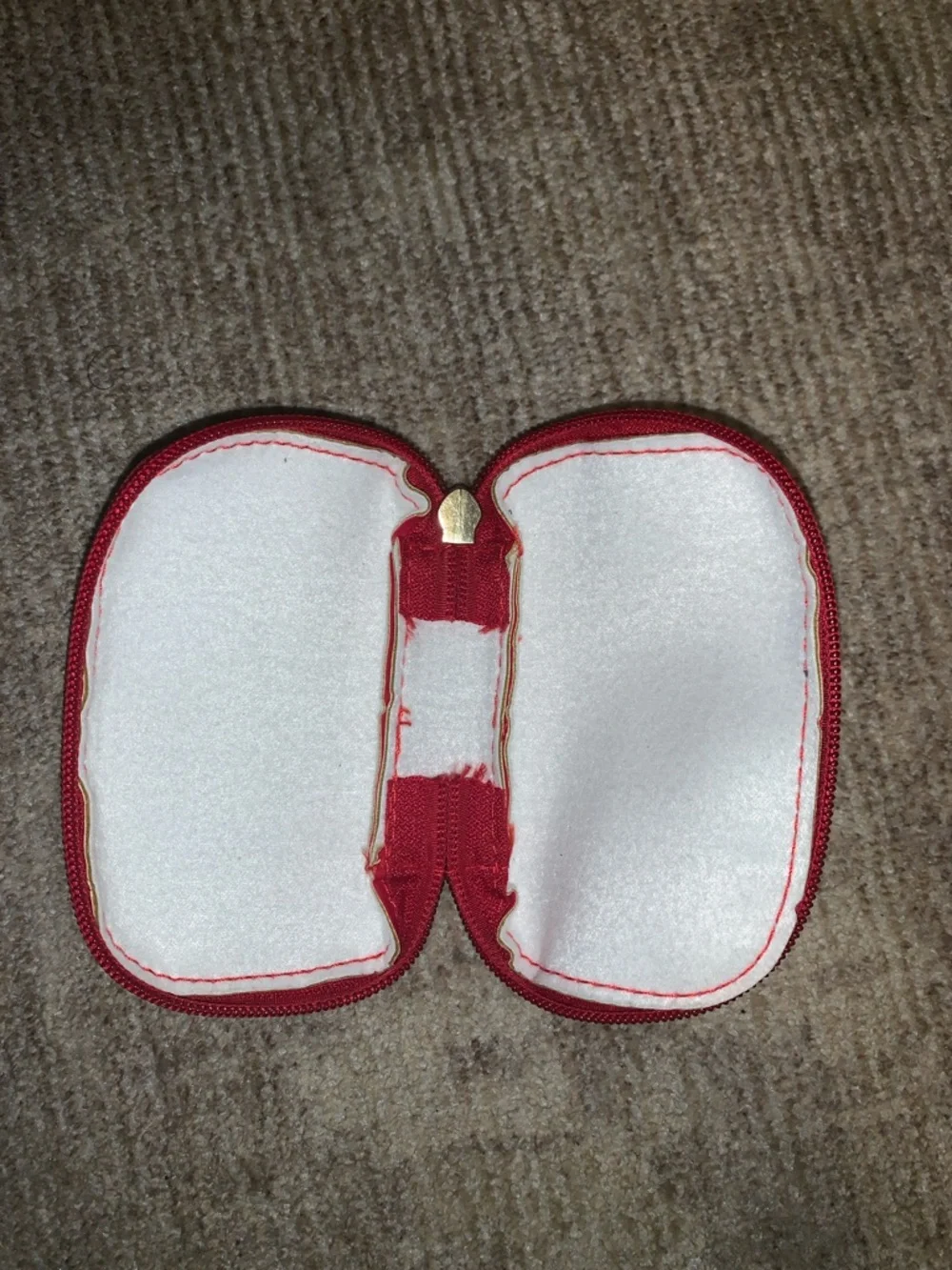 Steve Madden Red Key Pouch Accessory - Picture 7 of 8